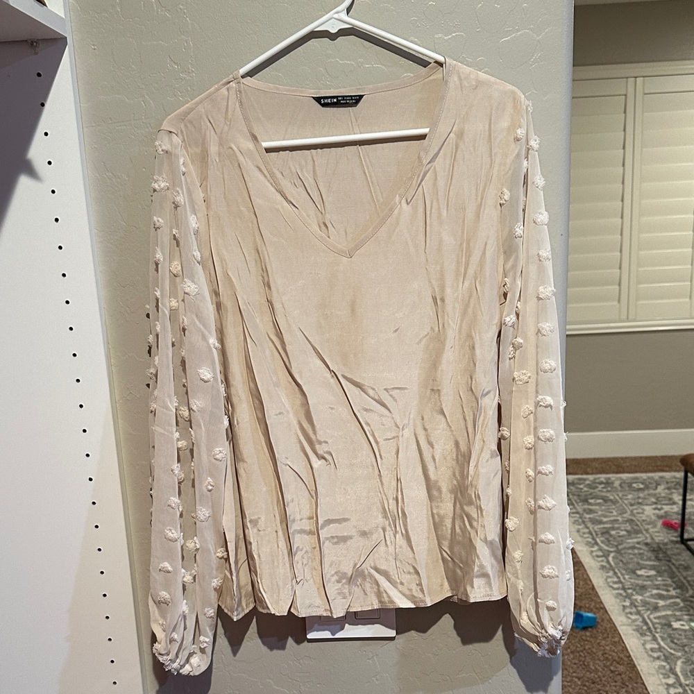 SHEIN Beige V-Neck Blouse with Sleeves